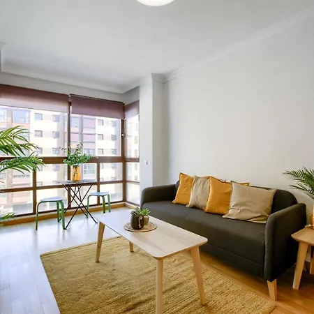 Charming Madrid Airport Apartment Exterior photo
